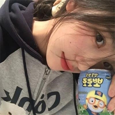 女孩罗塞玛莉